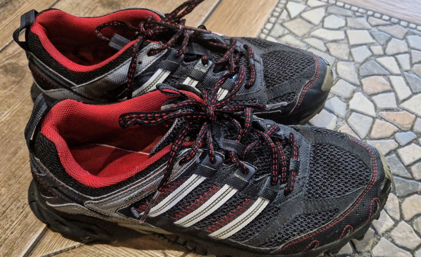 Buty Adidas Kanadia TR2 r.42