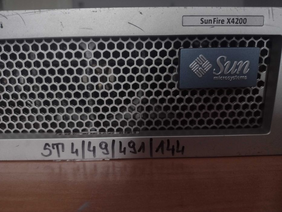 Serwer SunFire X4200