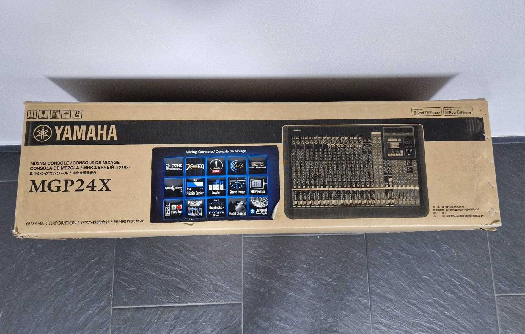 Mesa de mistura Yamaha MGP24X