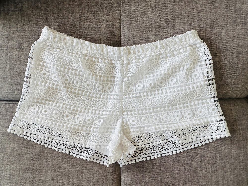 H&M koronkowe białe szorty S