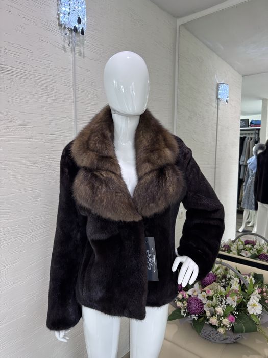 Шуба норкова з соболем