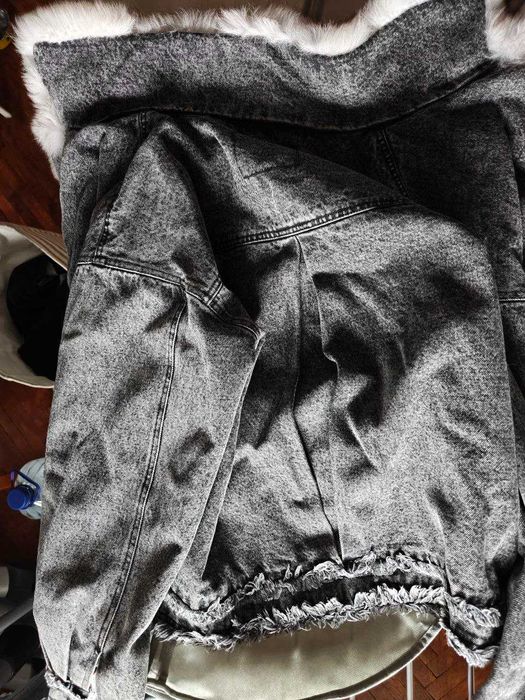 Джинсовая парка демисезонная с отделкой из меха песца