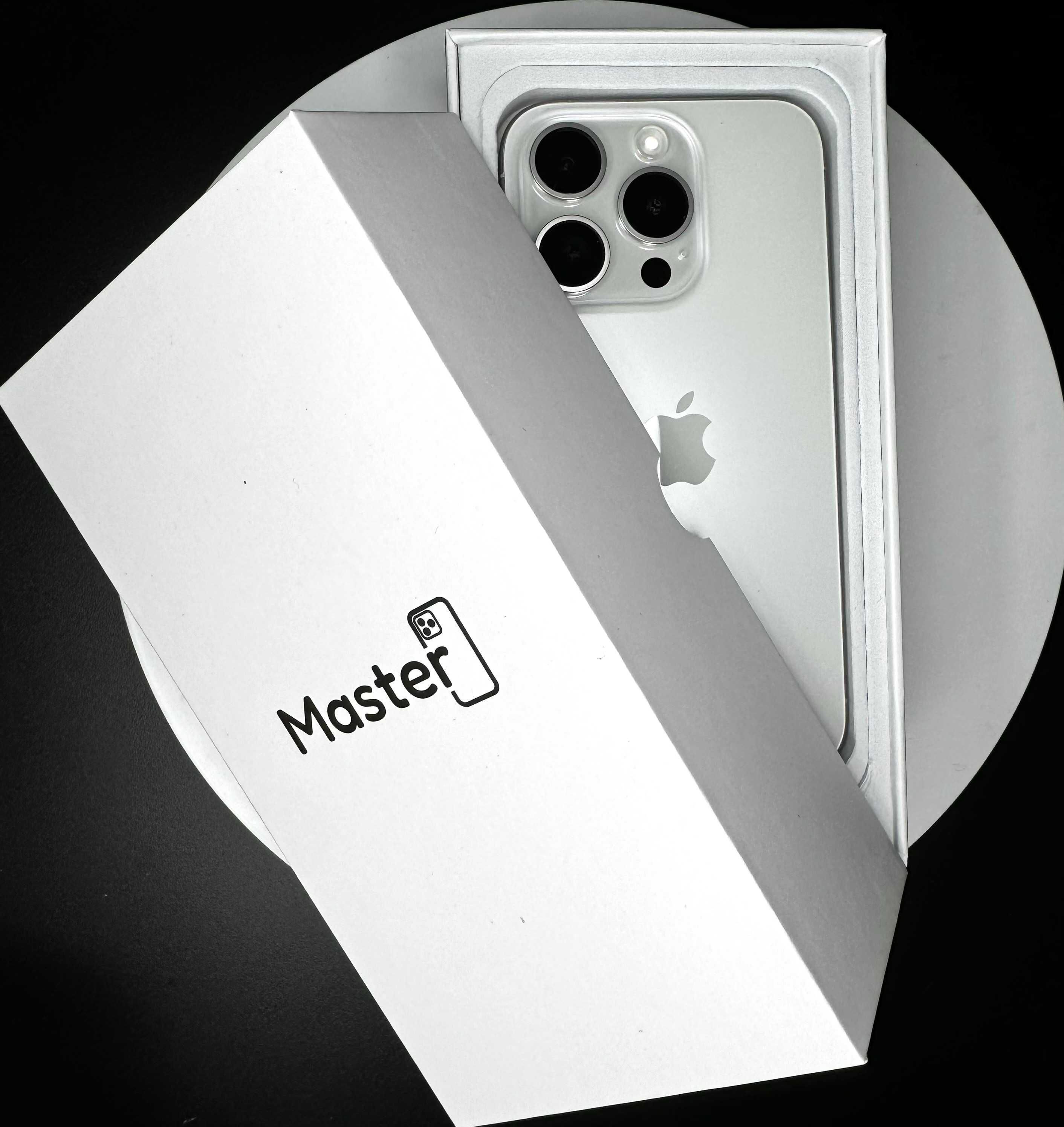 Apple iPhone 15 Pro 256GB White jak nowy 86% 6msc gwarancji