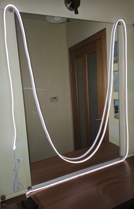 Монохромная (теплый-холодный белый)  LED лента с сенсорным управлением