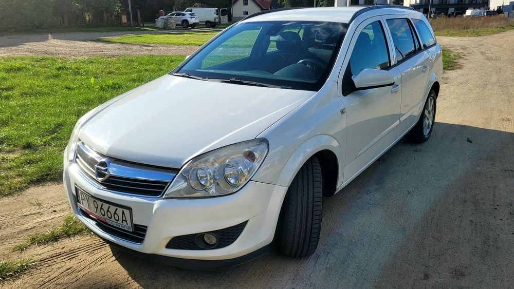 Opel Astra Opel Astra H Kombi 1.7CDTi 125KM