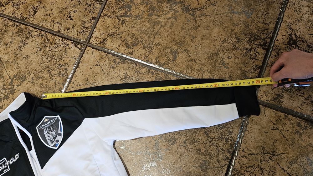 Клубний костюм,новий.