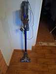 Odkurzacz pionowy firmy Dyson DC45