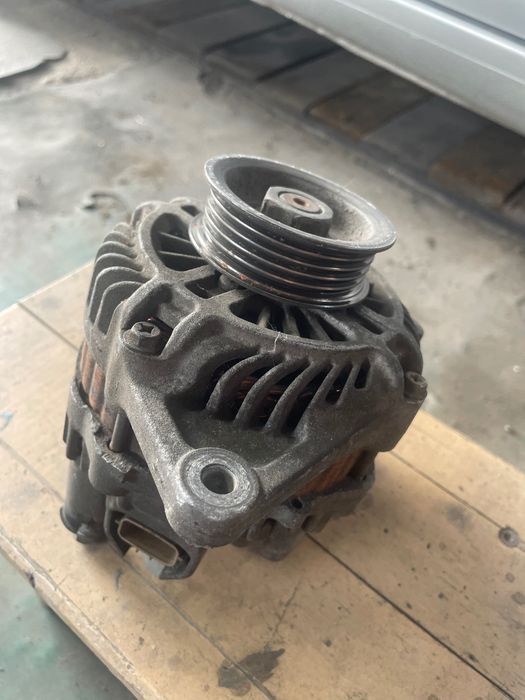 Генератор Mitsubishi Colt VI 2006