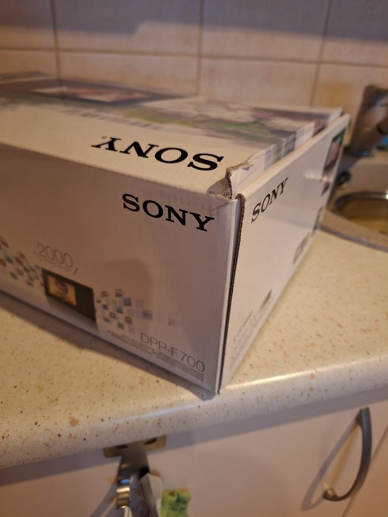 Drukarka fotograficzna/cyfrowa ramka Sony