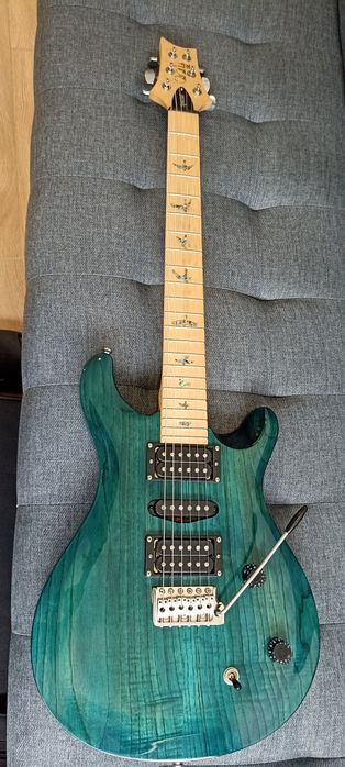 PRS SE Swamp Ash Special IB com saco, straplock e cordas novas