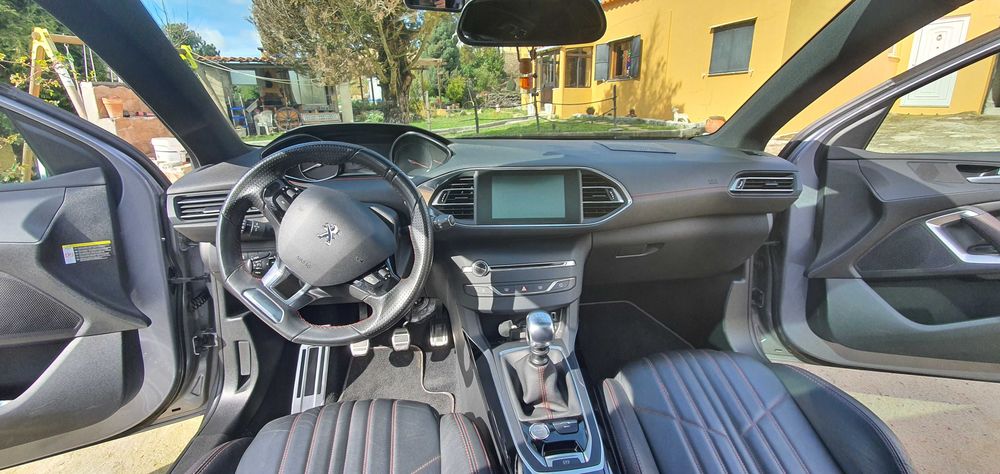 Carrinha excelente Peugeot 308 SW GT Line