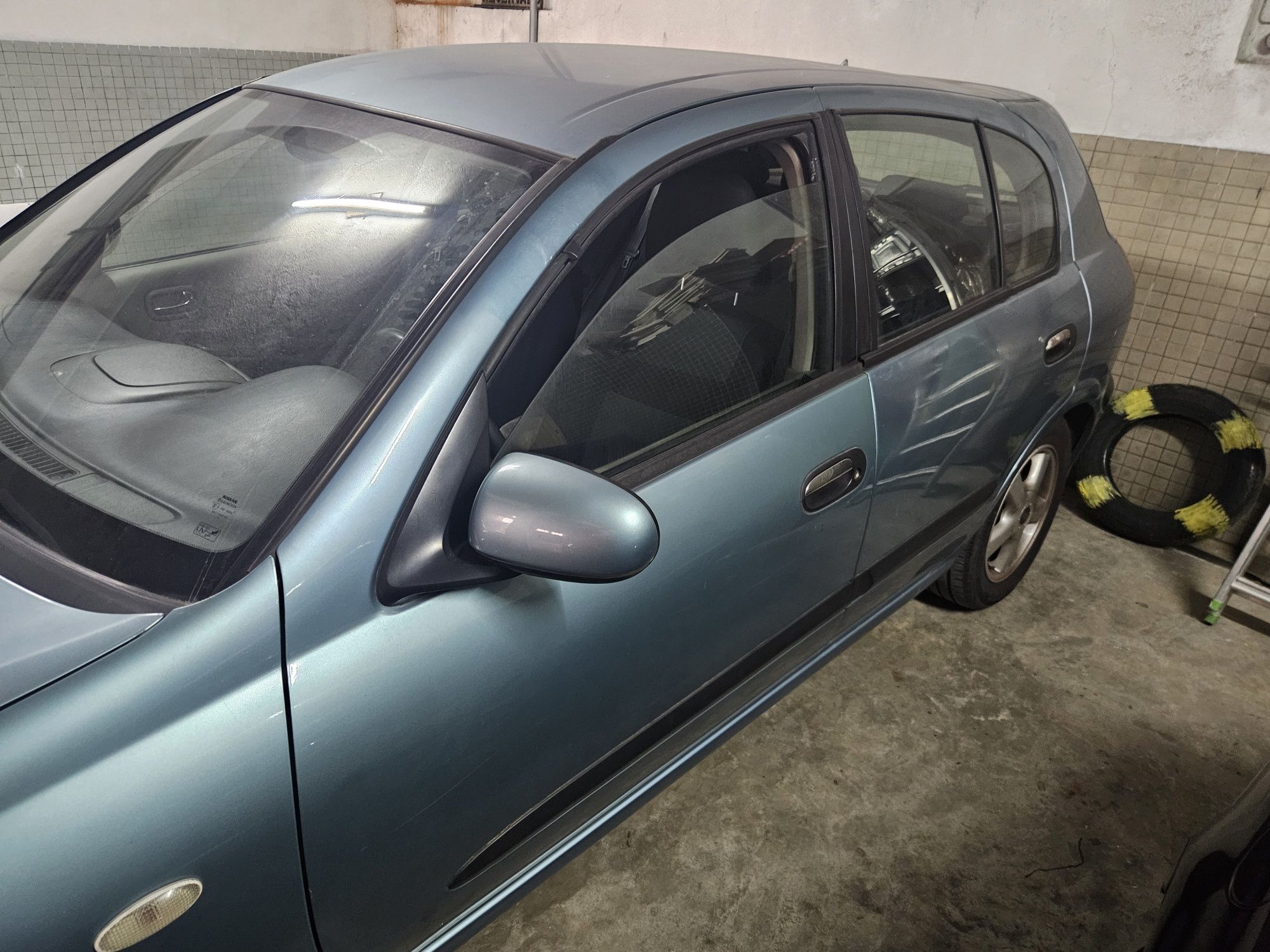 Nissan Almera Gasolina