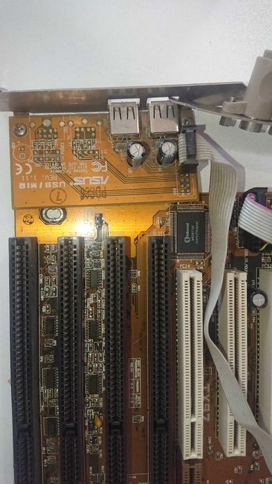 Socket 7 Asus TX97 SDRam + Pentium MMX