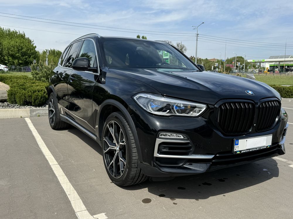 Продам BMW X5 G05 40i 2020года