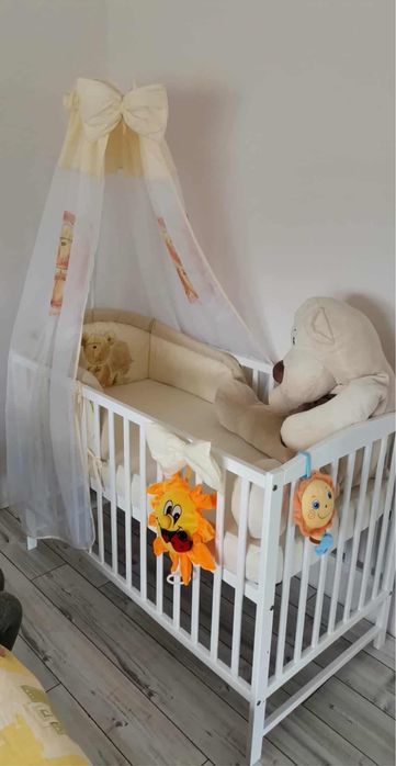 Łóżeczko drewniane stan bardzo dobry