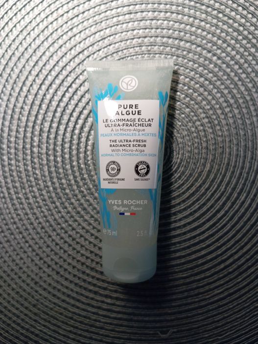 Peeling do twarzy Yves Rocher