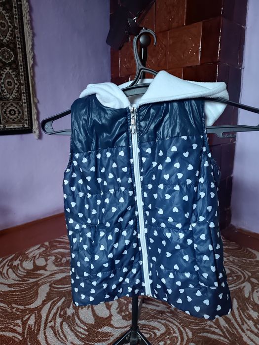 Желетка дитяча на дівчинку