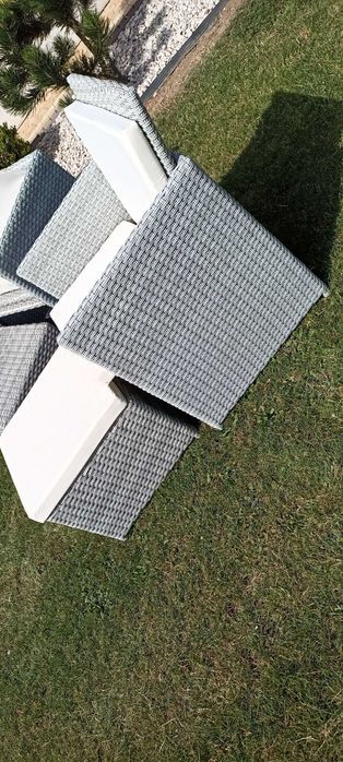 Sprzedam komplet mebli na podwórko