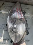 Toyota auris I Lampa prawy przód