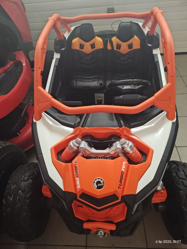 Pojazd elektryczny na akumulator dla dzieci Can AM Maverick buggy