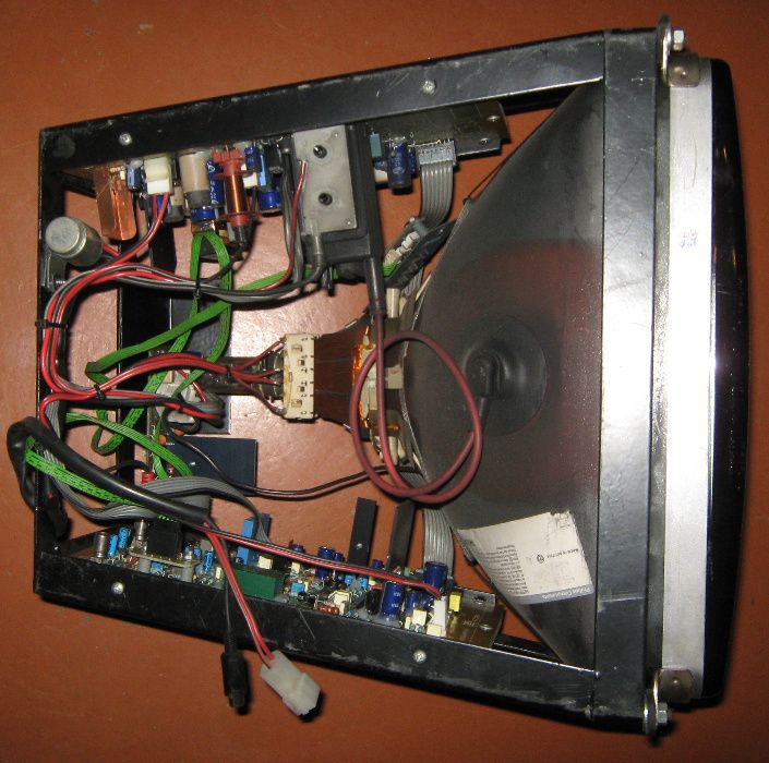 Телевизор- монитор из автобуса. 24 В.