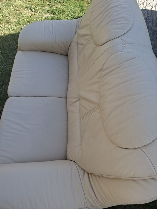 Sofy skórzane dwuosobowe