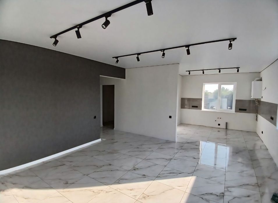 Будинок з РЕМОНТОМ та ГАЗОМ +5 соток +навіс м.Бориспіль