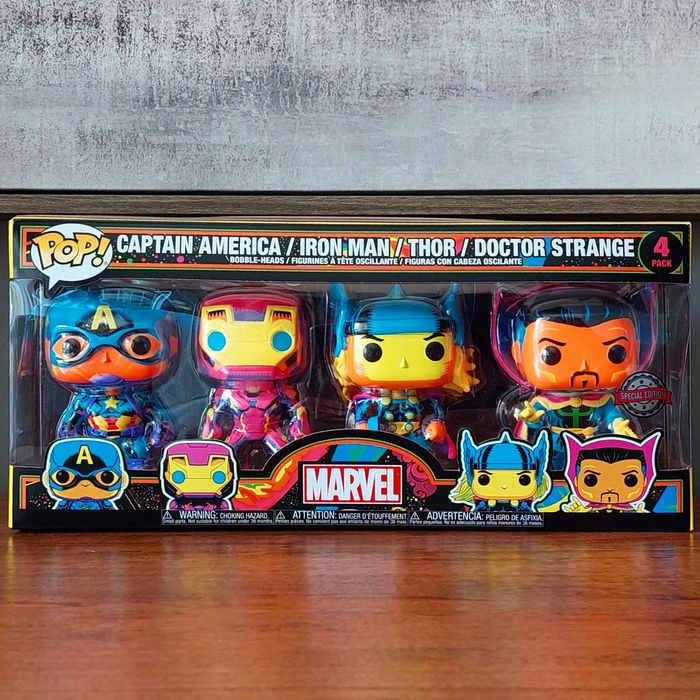 Blacklight Funko Marvel cap america, iron man, thor, doctor strange