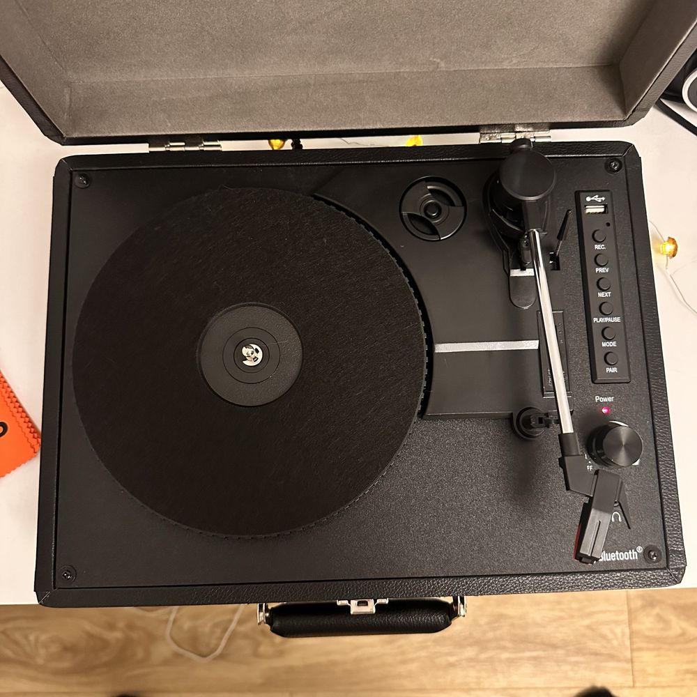 Gramofon LENCO TT-115BK Czarny