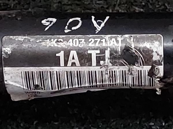 Transmissão frente esquerda VOLKSWAGEN Golf V (1K1)