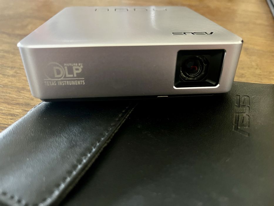 Projetor ASUS S1