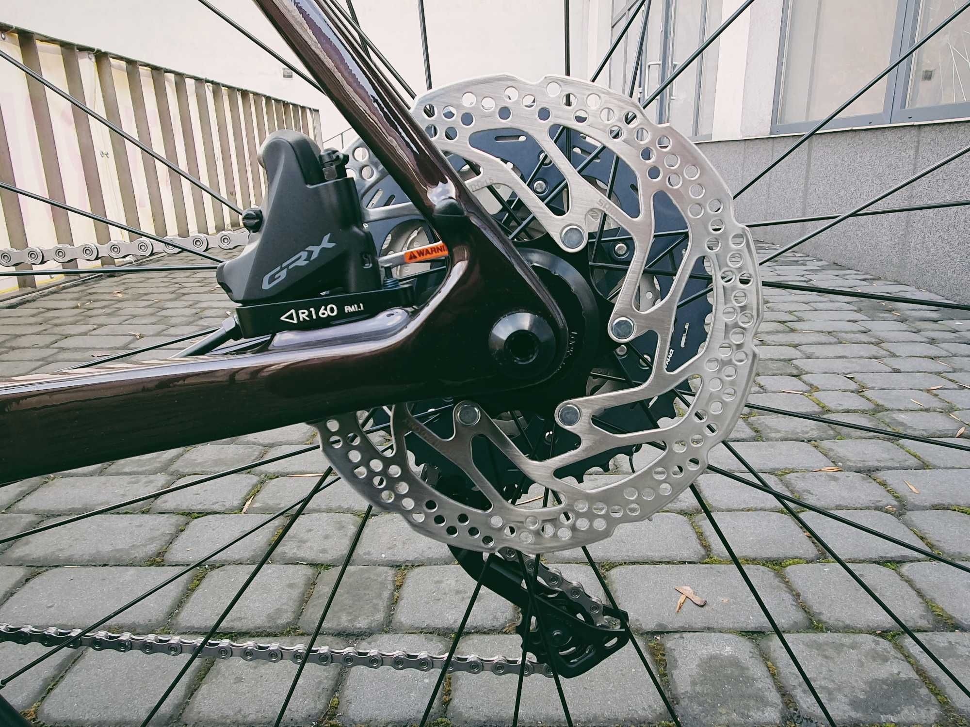 Kross Esker 7.0, rozm L (21"), gravel, carbon, shimano grx, 2024, -25%