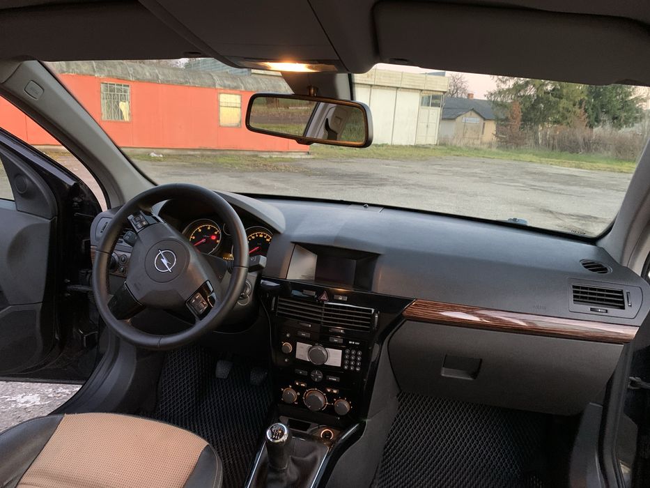 Opel Astra Cosmo 1.9 CDTI • як нова • без вкладень • перевірка на СТО!