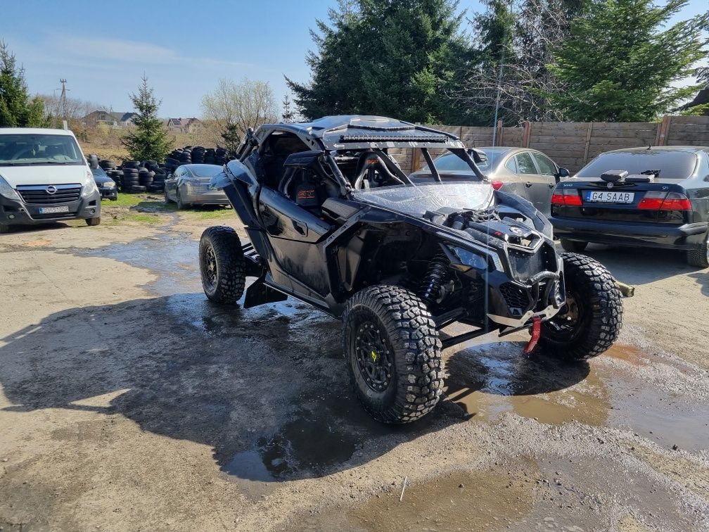 Can am maverick x3 rs turbo RR zamiana