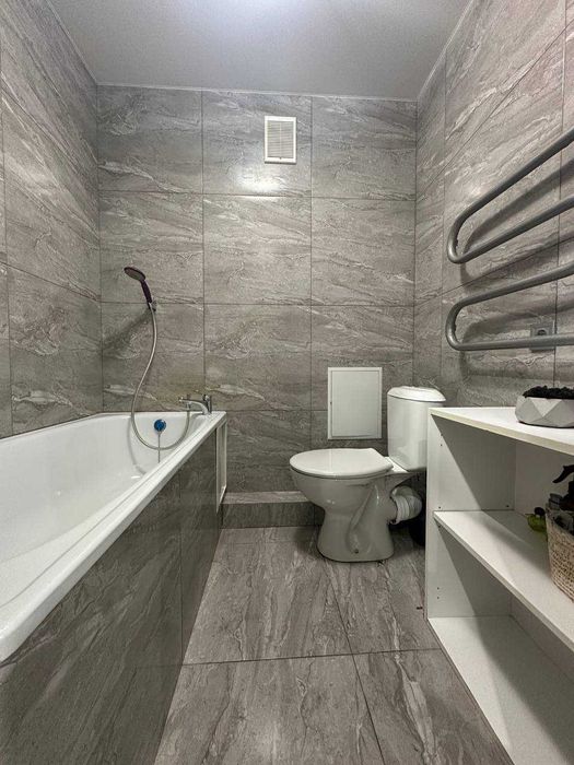 Квартира студія однокімнатна