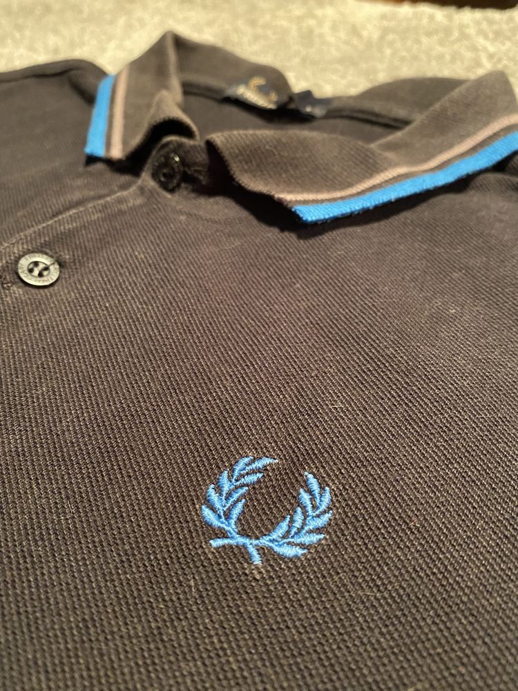 Поло Fred Perry