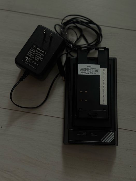 две рации Motorola HT1250 + аксессуары