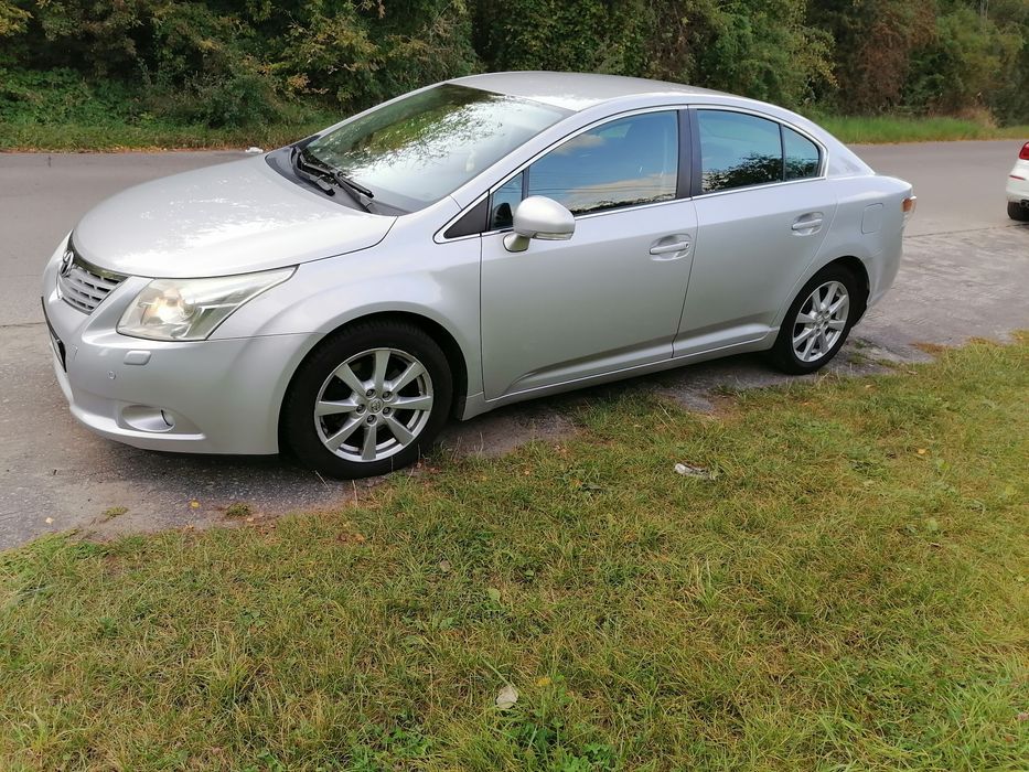 Toyota avensis 2.2 diesel 2009 r.