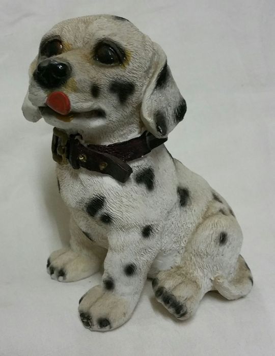 Estatuetas de animais em resina pintada