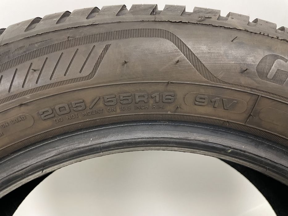 205/55R16 91V Goodyear Vector4Seasons Gen-3