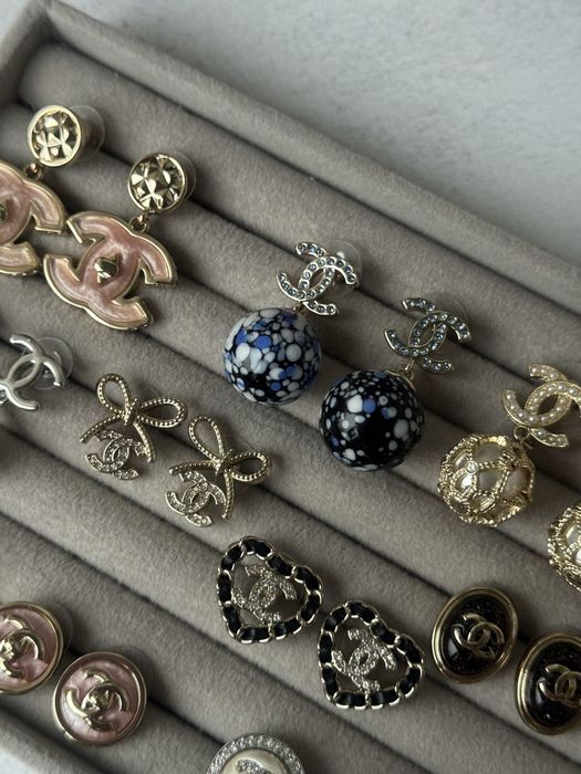 Сережки Chanel, пусети шанель, вінтажні, з перлами, з камінням, брошки