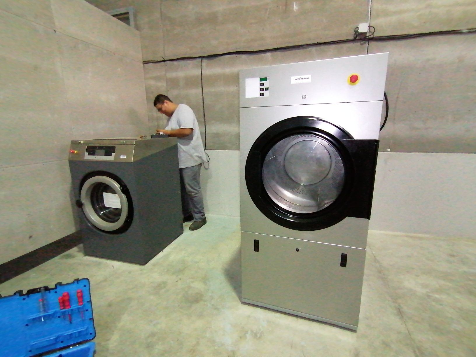 Máquina de secar roupa NOVA lavandaria industriais e self service