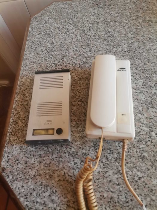 Intercomunicador usado em bom estado