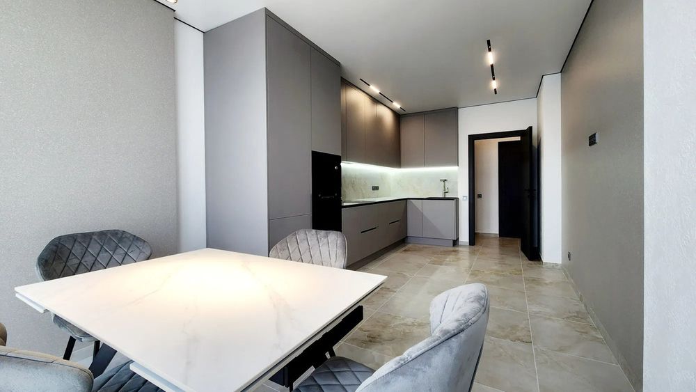 Продам 2х.квартиру м.Українка ЖК Aquamarine, берег Дніпра