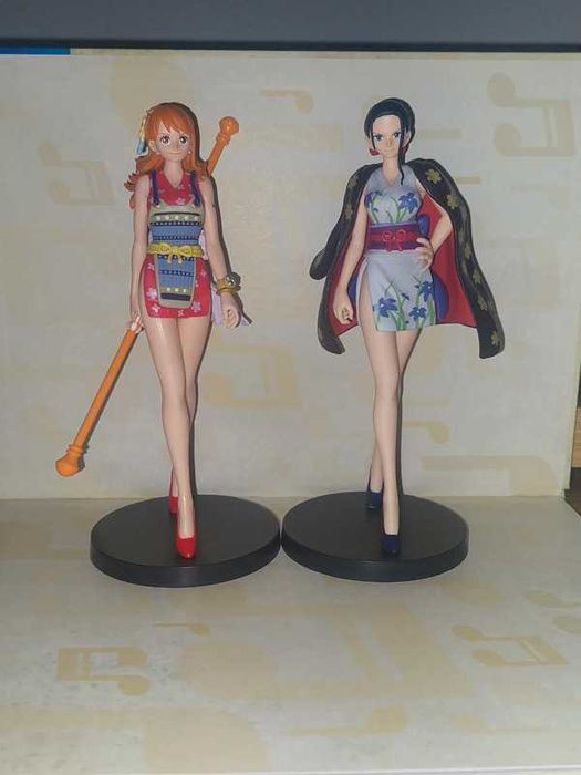 Figures One Piece