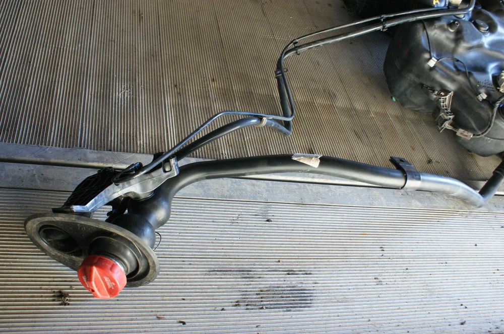 Mercedes ML W166 GL X166 GLE Zbiornik Pompa Paliwa Bak Komplet