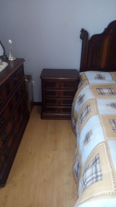 Mobília de quarto antiga