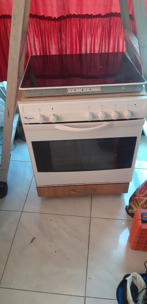 Продам комбинированную плиту!