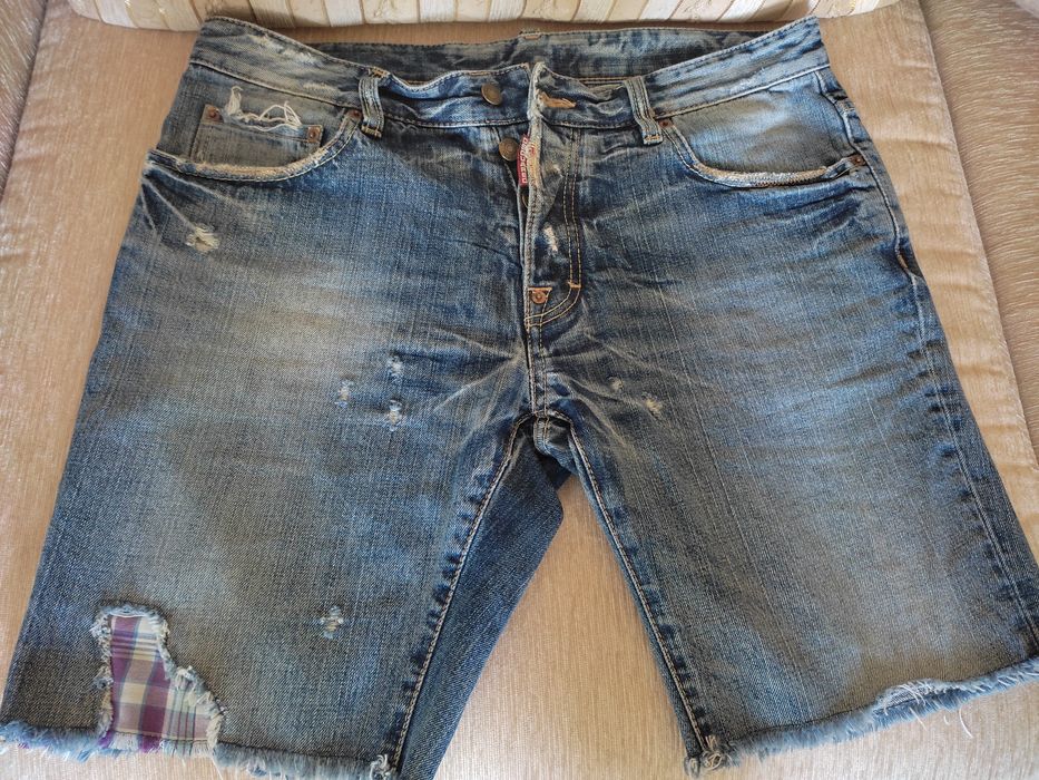 Шорты  Dscuared размер 50