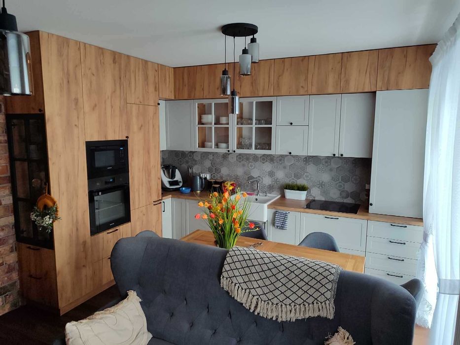 Meble na wymiar, kuchnie, garderoby, szafy, łazienki, sypialnie i inne